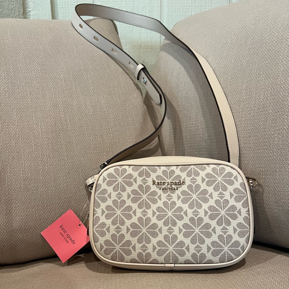 NWT Kate Spade Flower Coated Canvas Medium Camera Crossbody In Parchment Multi